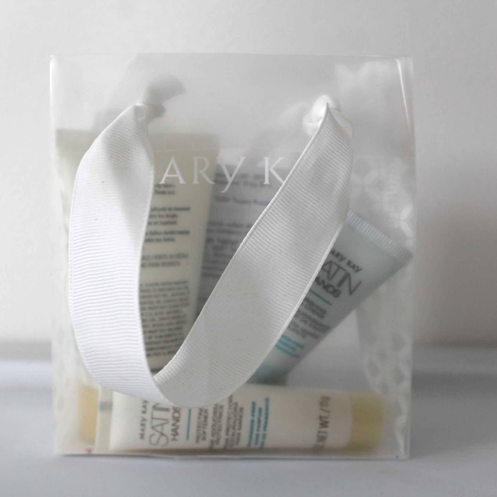 NWT Mary Kay fragrance-free Satin Hands pampering set